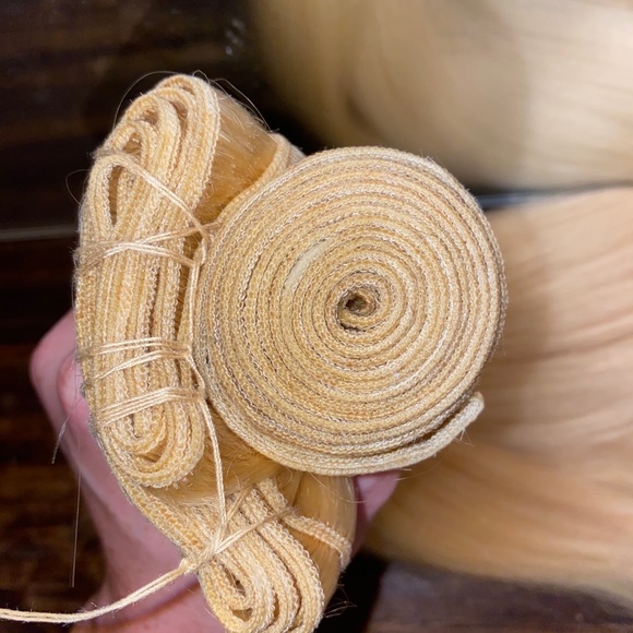 TWO 613 BLONDE BUNDLES - Picture 3 of 4